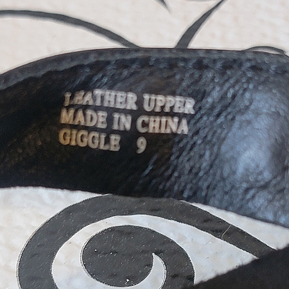 NWOT! RARE Vintage Skull Yellow Box Wedge Flip Flops Sandals Bling Size 9 - Picture 9 of 11